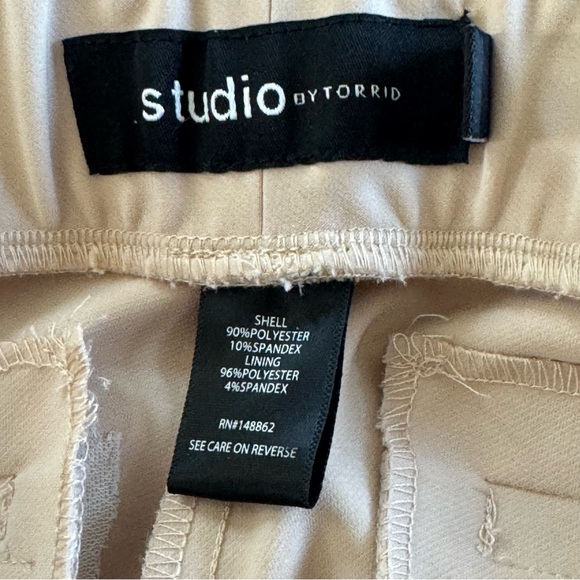 Torrid 1 🫐 Studio Beige Tapered Leg Pull On Pants - Picture 7 of 10